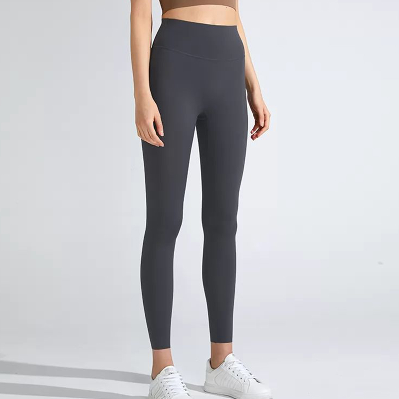 Elevate Your Gym Style: Unveiling the Magic of Seamless Leggings Sets