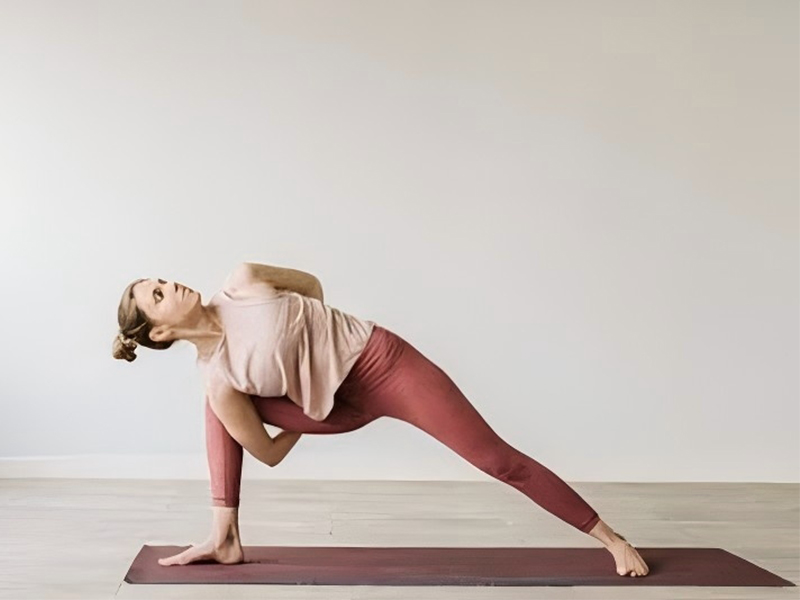 Ropa para yoga vs. ropa para entrenar: ¿Estás usando el equipo adecuado para tu práctica?